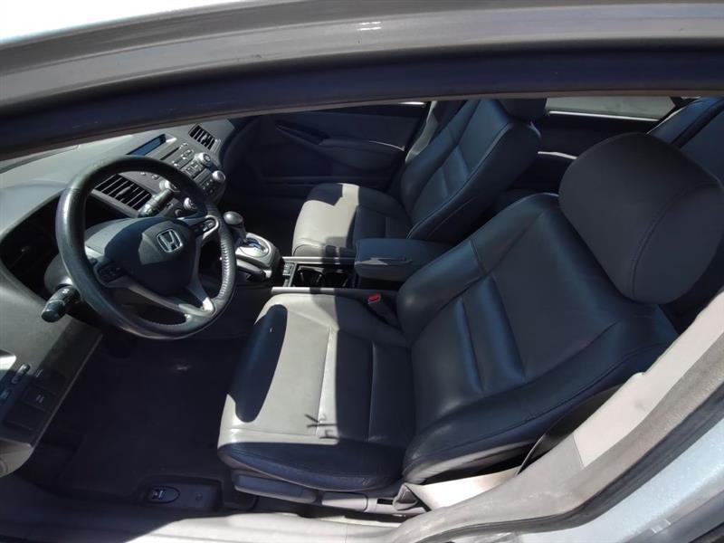 Honda Civic EX-L Sedan 5-Speed AT 2011