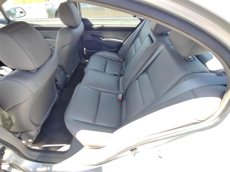 Honda Civic EX-L Sedan 5-Speed AT 2011