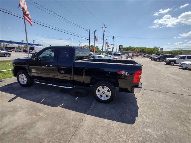 Chevrolet Silverado 1500 LT1 Extended Cab 4WD 2010