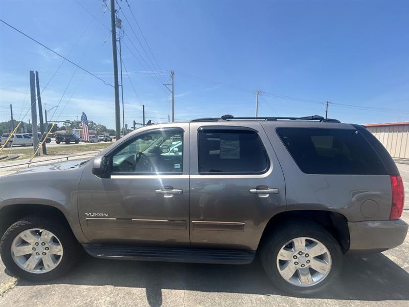 GMC Yukon SLE1 2WD 2012
