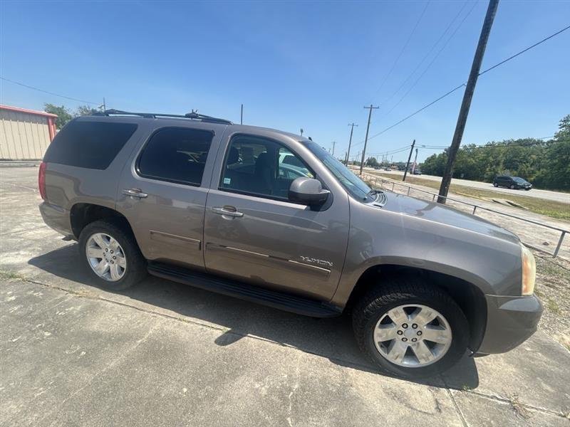 GMC Yukon SLE1 2WD 2012
