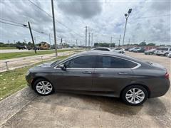 2016 Chrysler 200 