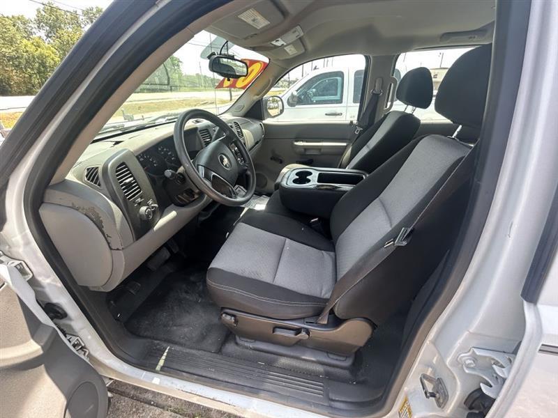 Chevrolet Silverado 1500 LS Crew Cab 2WD 2009