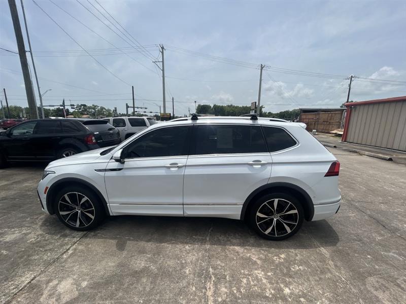 Volkswagen Tiguan SEL R-Line 4MOTION 2022