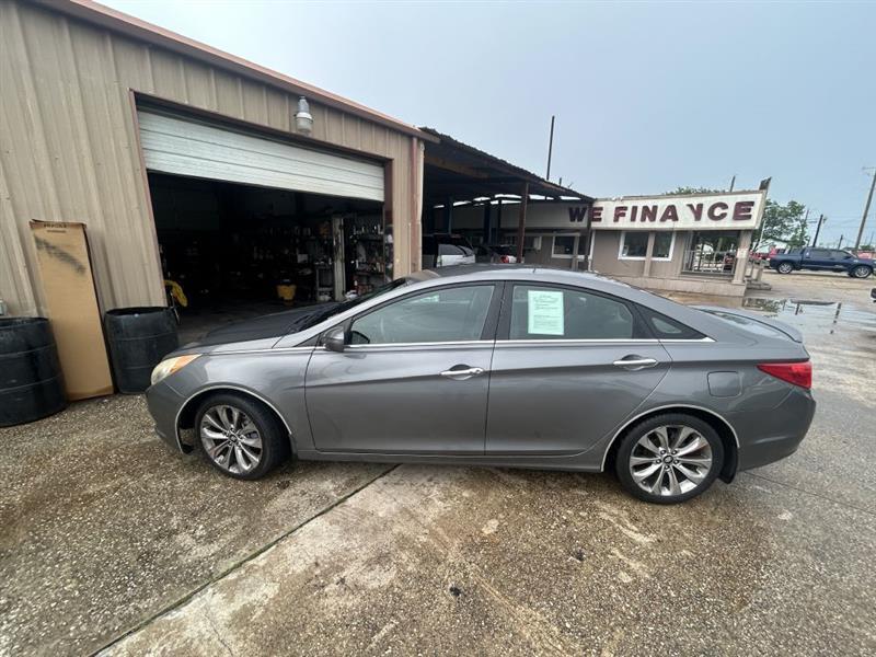 Hyundai Sonata SE Auto 2013