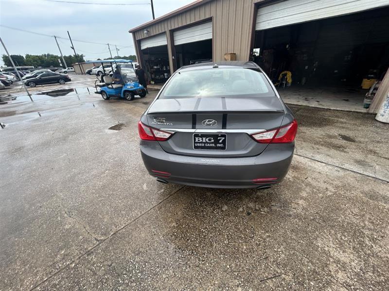 Hyundai Sonata SE Auto 2013