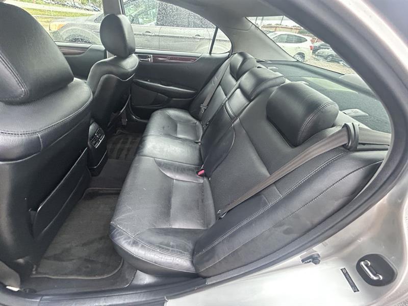 Lexus ES 330 Sedan 2005