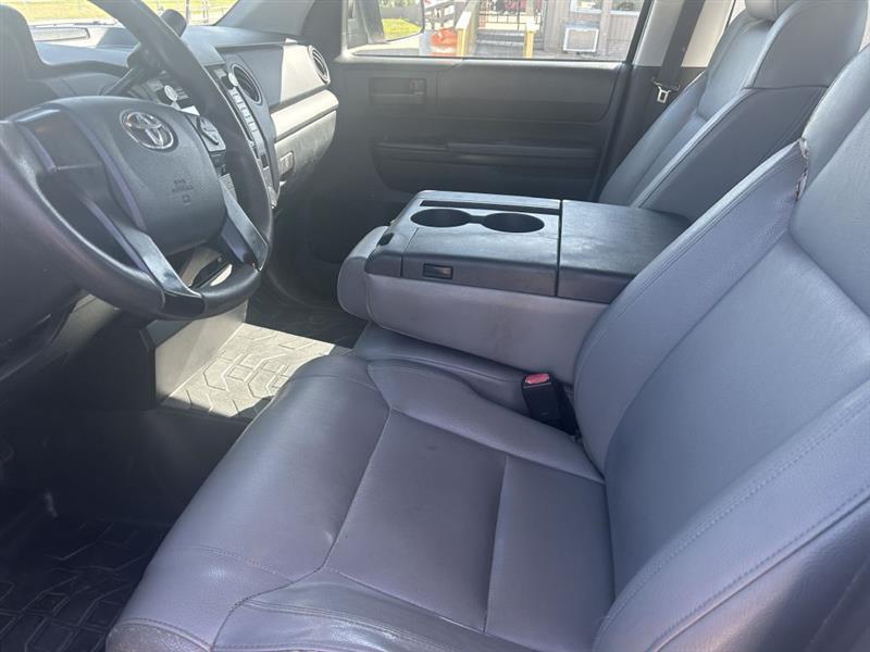 Toyota Tundra SR5 4.6L V8 Double Cab 2WD 2014