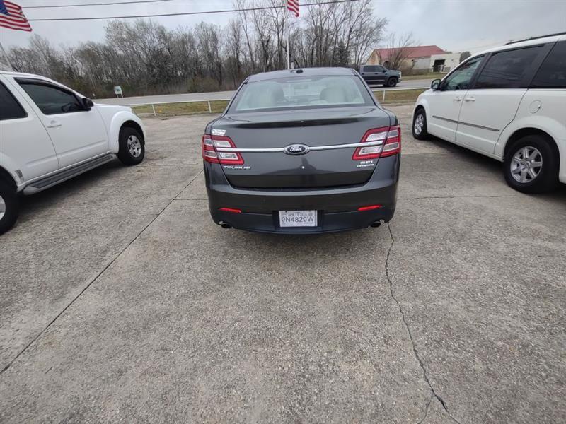 Ford Taurus SEL FWD 2015