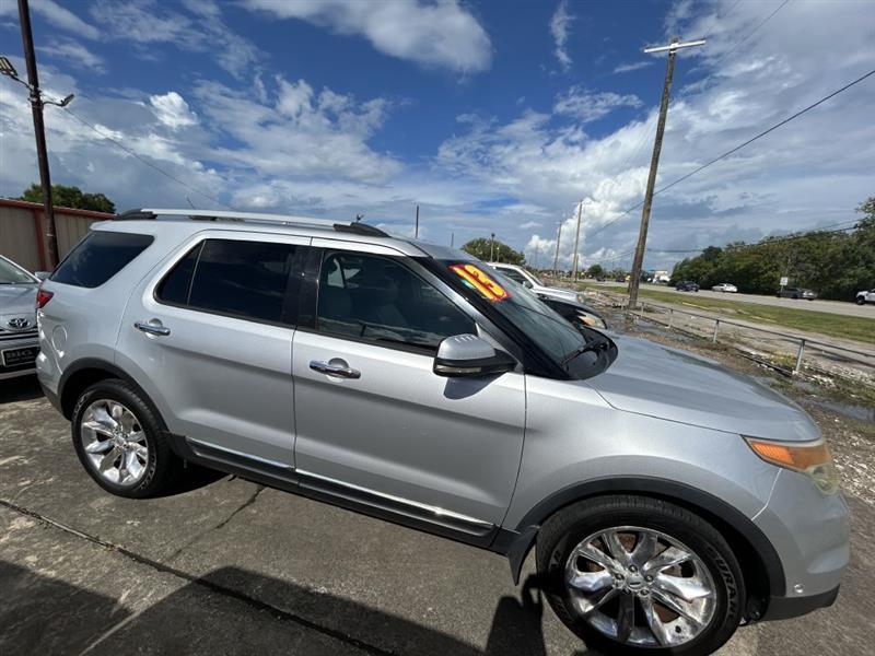 Ford Explorer Limited FWD 2013