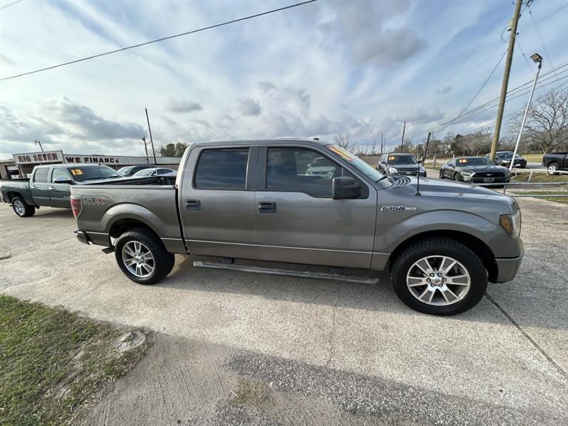 Ford F-150 XL SuperCrew 5.5-ft. Bed 2WD 2014