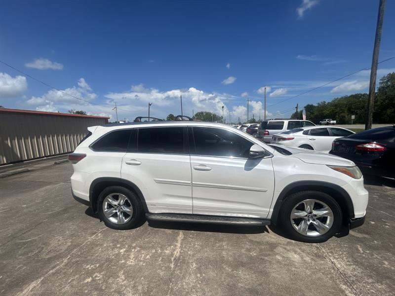 Toyota Highlander Limited FWD V6 2016