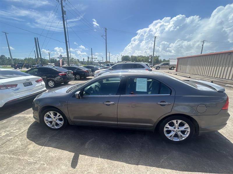 2012 Ford Fusion SE