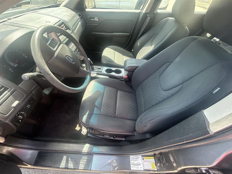 Ford Fusion SE 2012