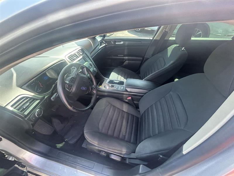 Ford Fusion S 2018