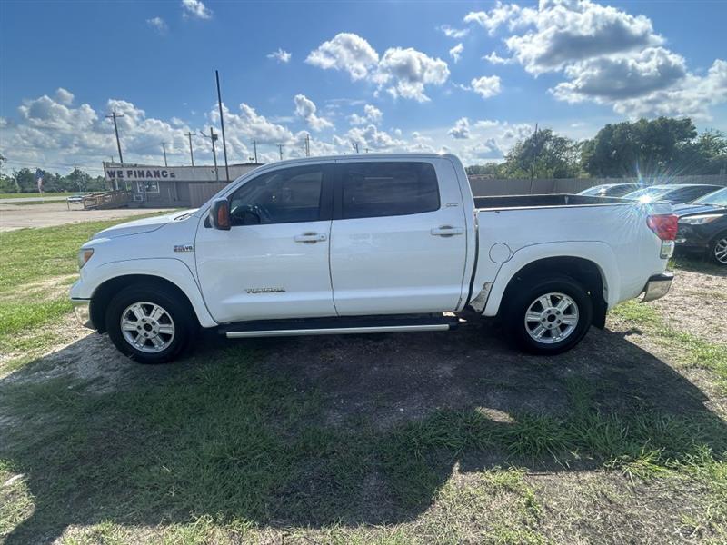 Toyota Tundra Tundra-Grade CrewMax 5.7L 2WD 2012