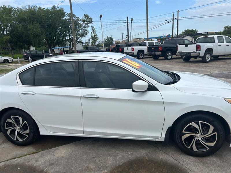 Honda Accord LX Sedan CVT 2016