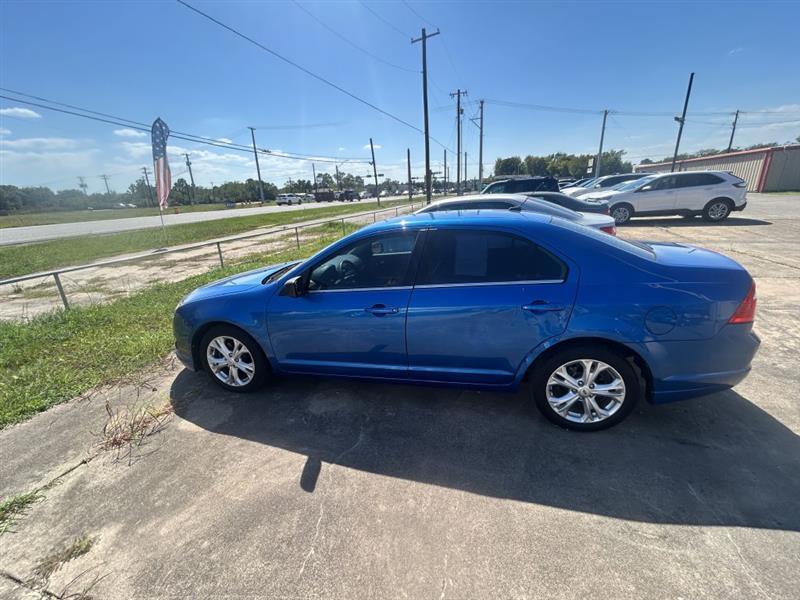 Ford Fusion SE 2012