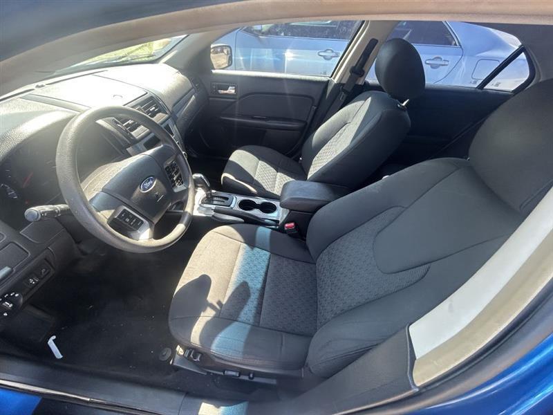 Ford Fusion SE 2012