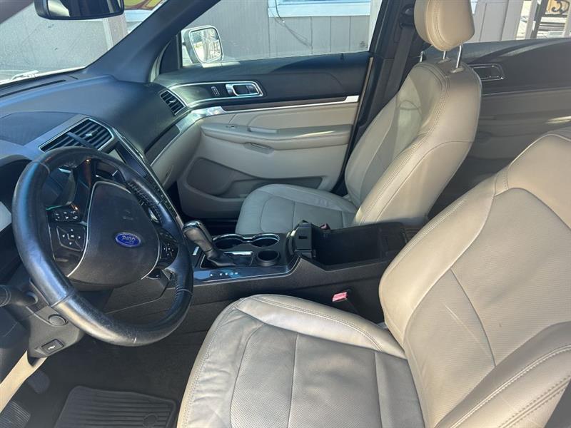 Ford Explorer Limited FWD 2016