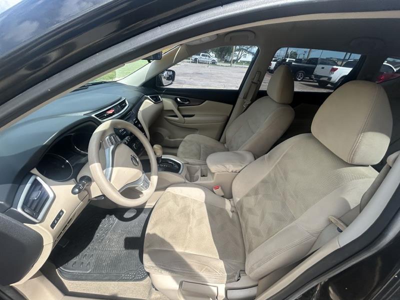 Nissan Rogue S 2WD 2014