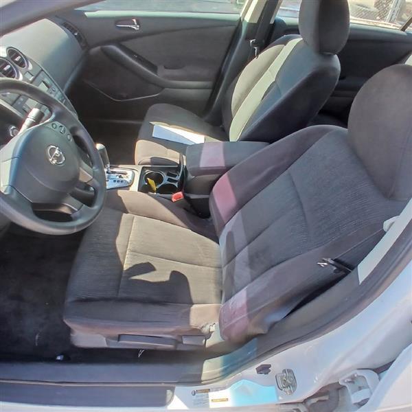 Nissan Altima 2.5 S 2012
