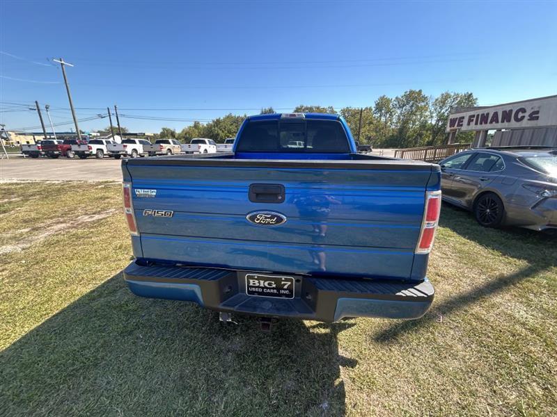 Ford F-150 XL SuperCab 8-ft. Bed 2WD 2010