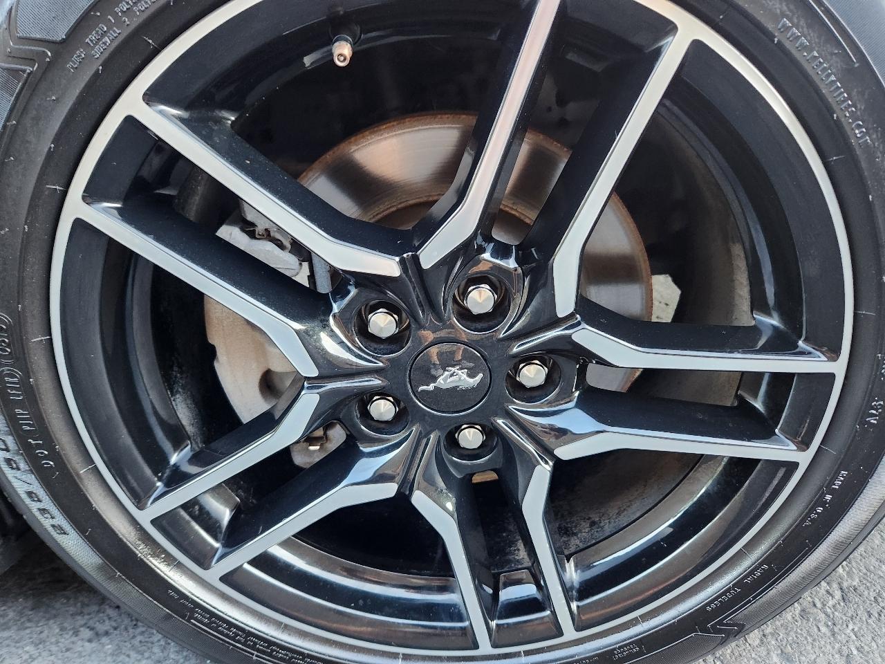 Ford Mustang EcoBoost Convertible 2019