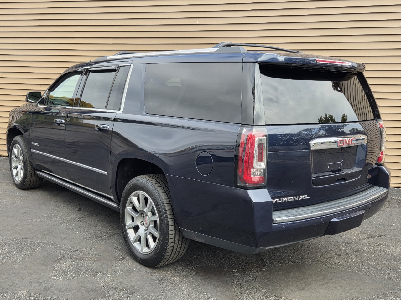 2020 Gmc Yukon XL Denali photo 4