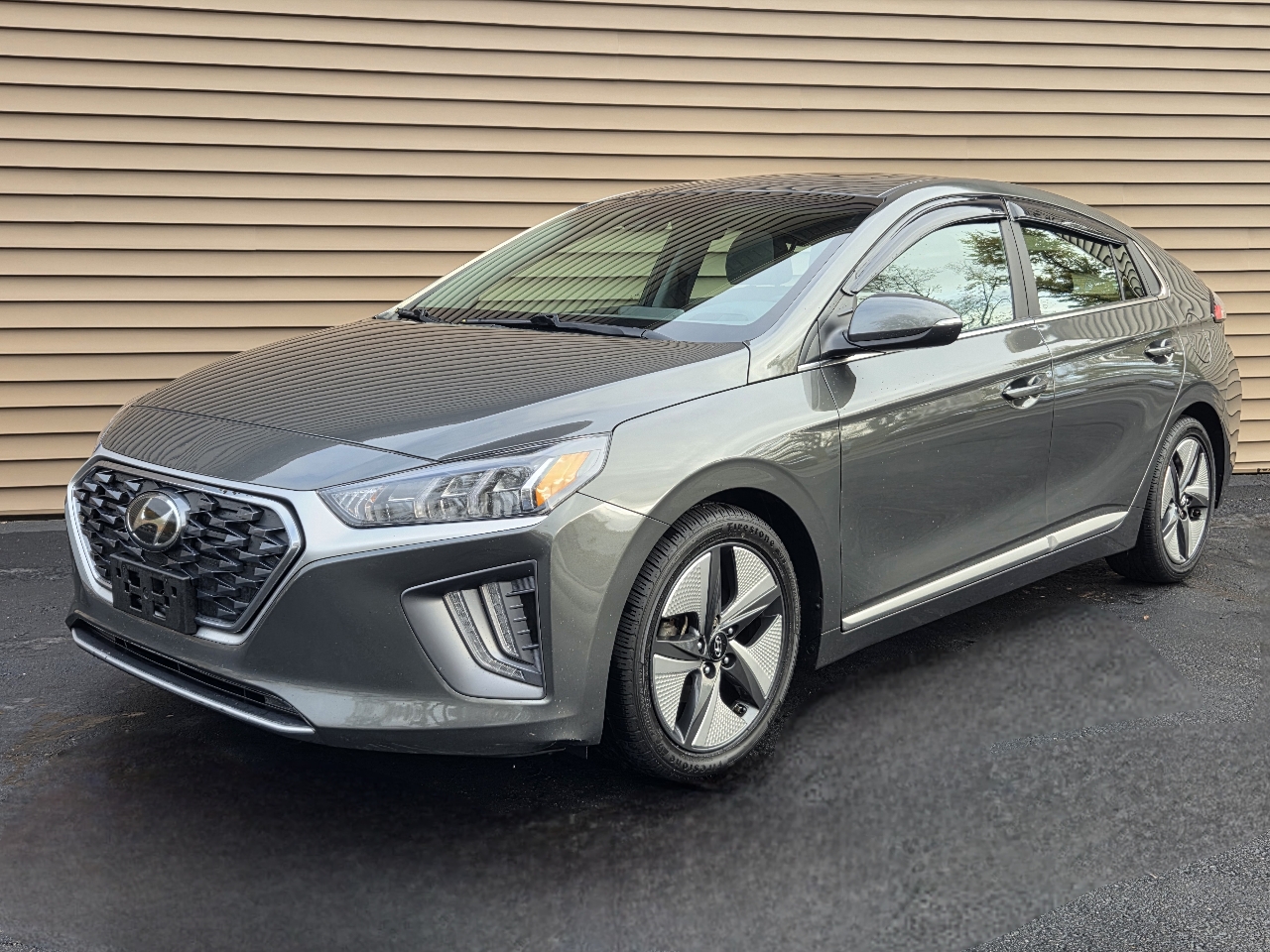 Hyundai Ioniq Hybrid SEL Hatchback 2022 Hyundai Ioniq Hybrid SEL Hatchback 2022