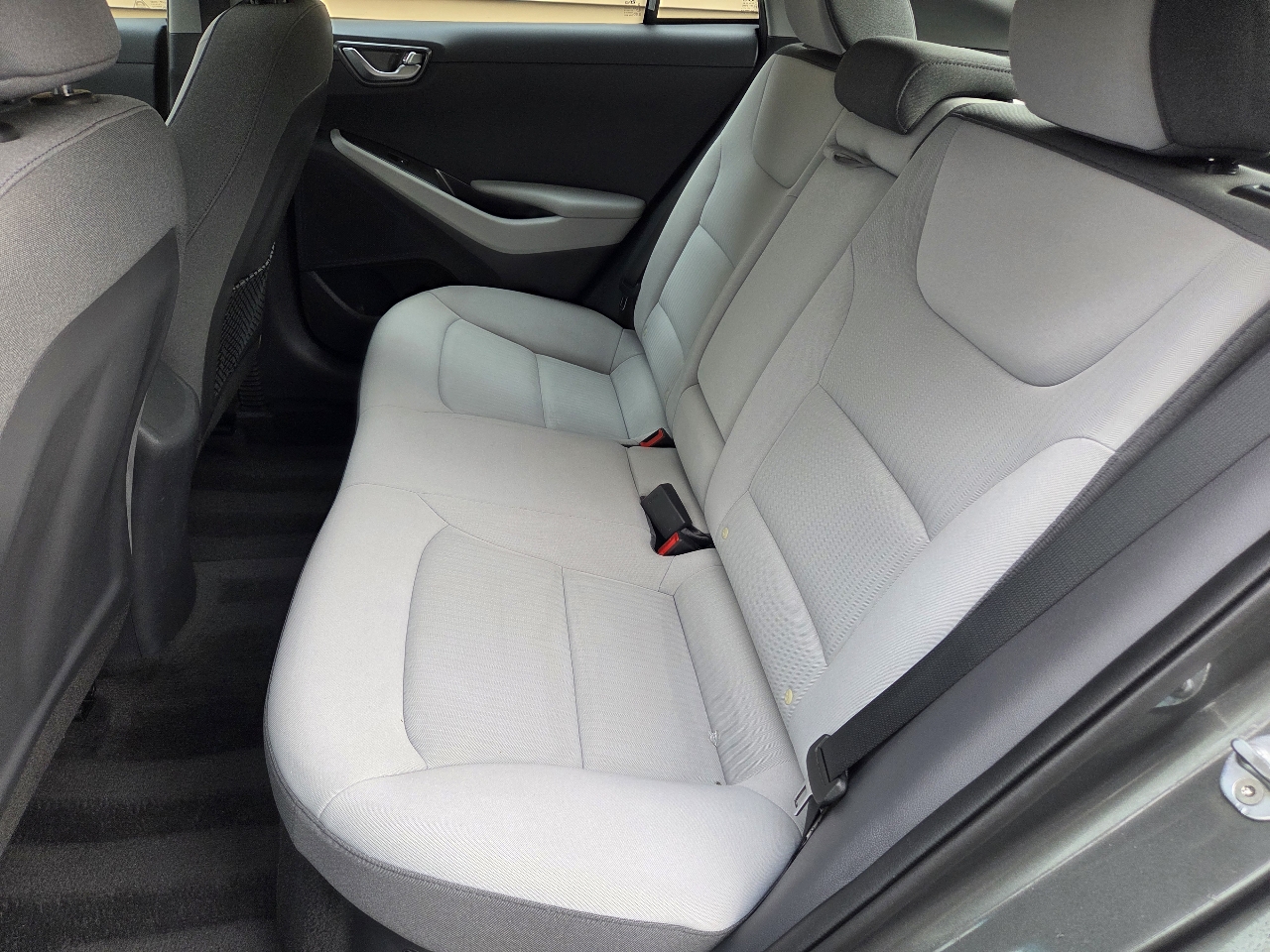 Hyundai Ioniq Hybrid SEL Hatchback 2022 Hyundai Ioniq Hybrid SEL Hatchback 2022