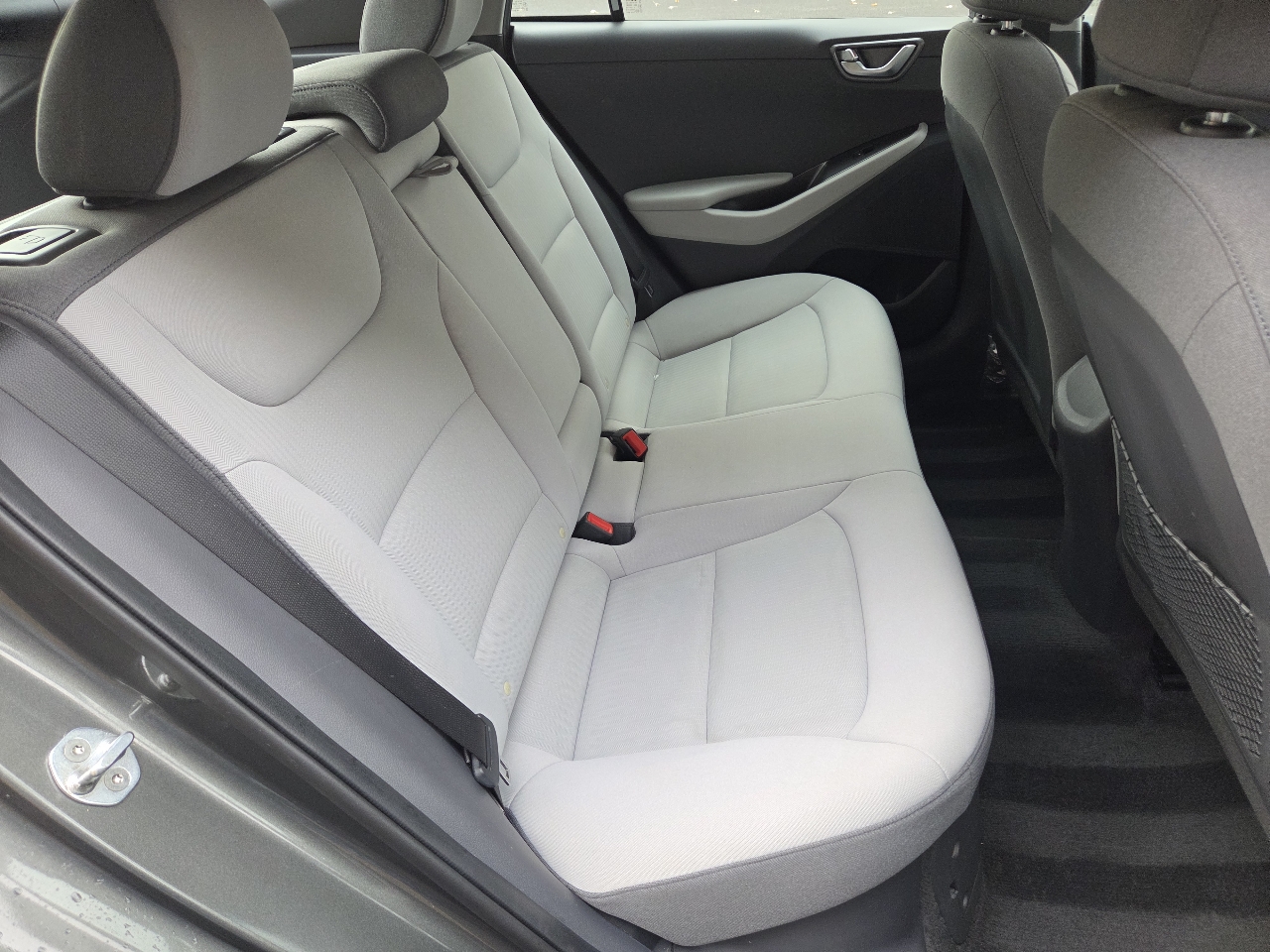 Hyundai Ioniq Hybrid SEL Hatchback 2022 Hyundai Ioniq Hybrid SEL Hatchback 2022