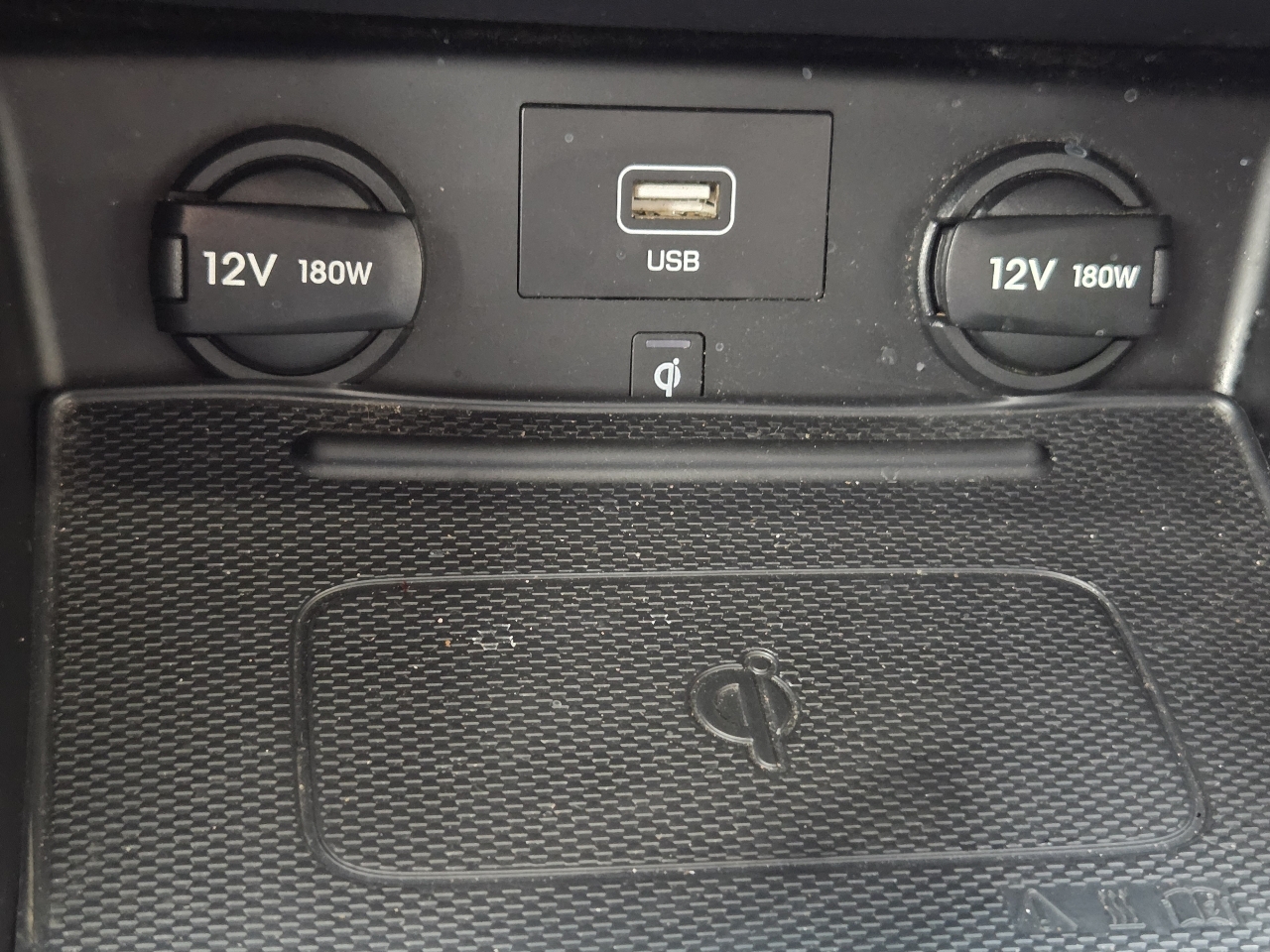 Hyundai Ioniq Hybrid SEL Hatchback 2022 Hyundai Ioniq Hybrid SEL Hatchback 2022