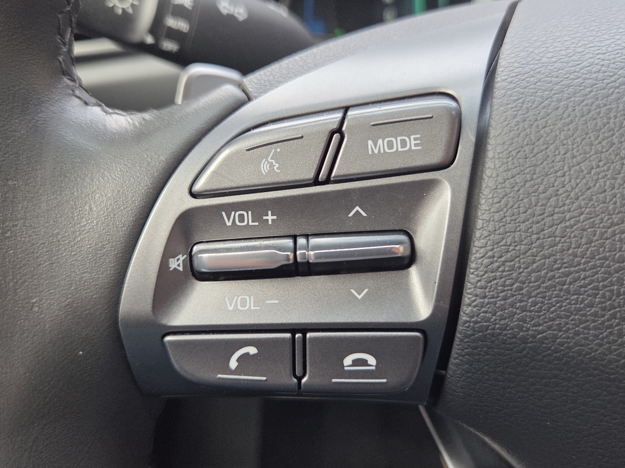 Hyundai Ioniq Hybrid SEL Hatchback 2022 Hyundai Ioniq Hybrid SEL Hatchback 2022