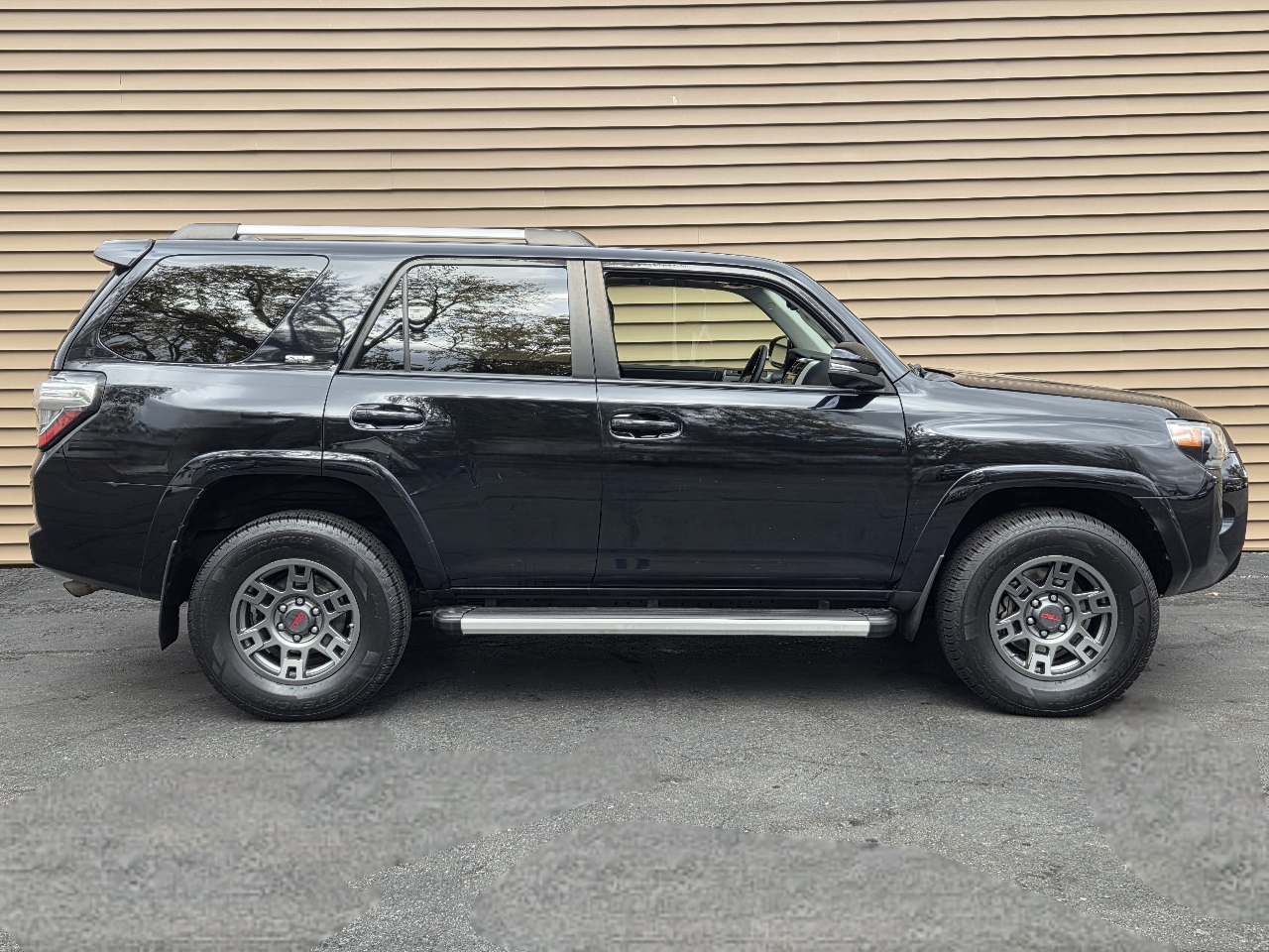 Toyota 4Runner SR5 Premium 4D SUV 4WD V6 2020 Toyota 4Runner SR5 Premium 4D SUV 4WD V6 2020
