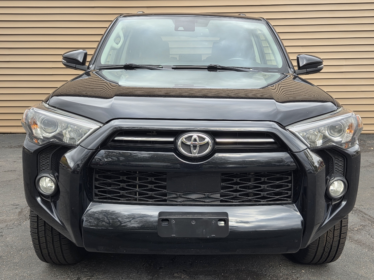 Toyota 4Runner SR5 Premium 4D SUV 4WD V6 2020 Toyota 4Runner SR5 Premium 4D SUV 4WD V6 2020