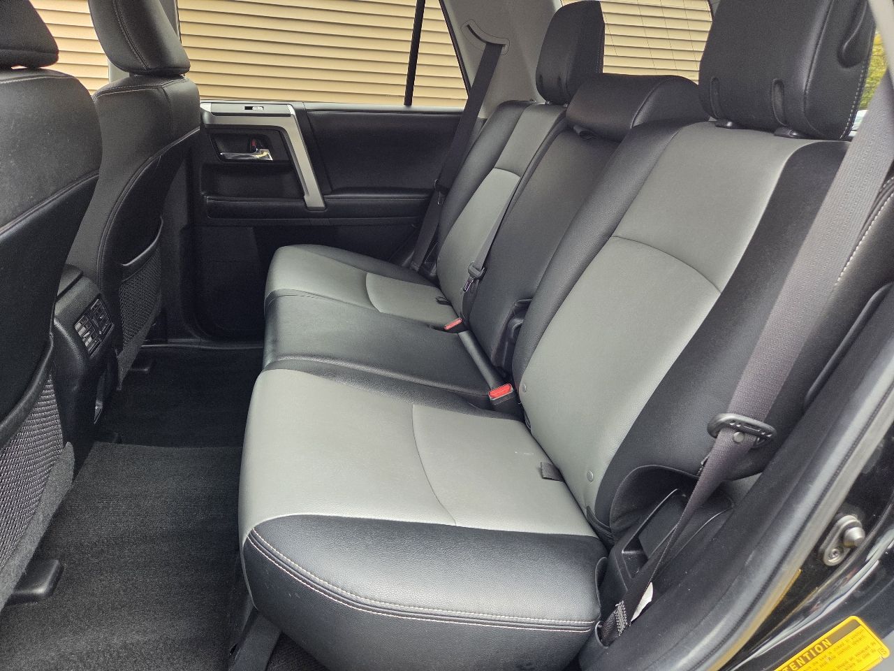 Toyota 4Runner SR5 Premium 4D SUV 4WD V6 2020 Toyota 4Runner SR5 Premium 4D SUV 4WD V6 2020