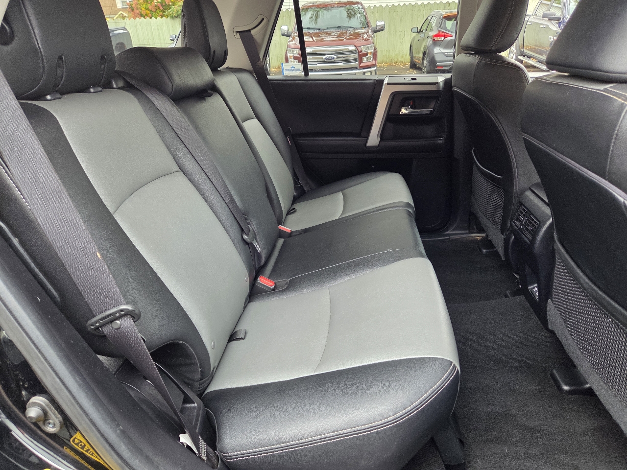 Toyota 4Runner SR5 Premium 4D SUV 4WD V6 2020 Toyota 4Runner SR5 Premium 4D SUV 4WD V6 2020