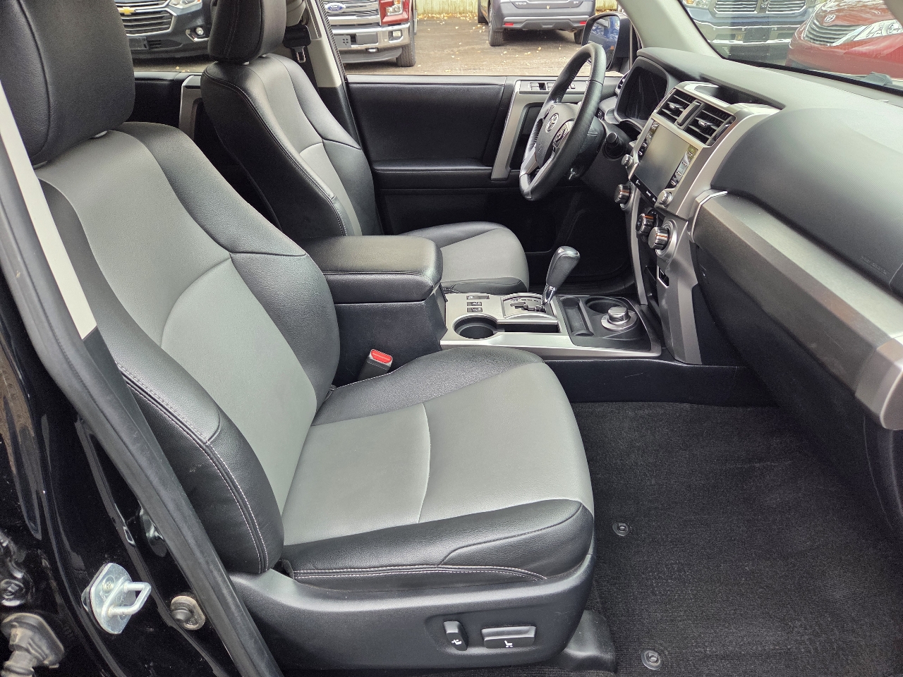 Toyota 4Runner SR5 Premium 4D SUV 4WD V6 2020 Toyota 4Runner SR5 Premium 4D SUV 4WD V6 2020