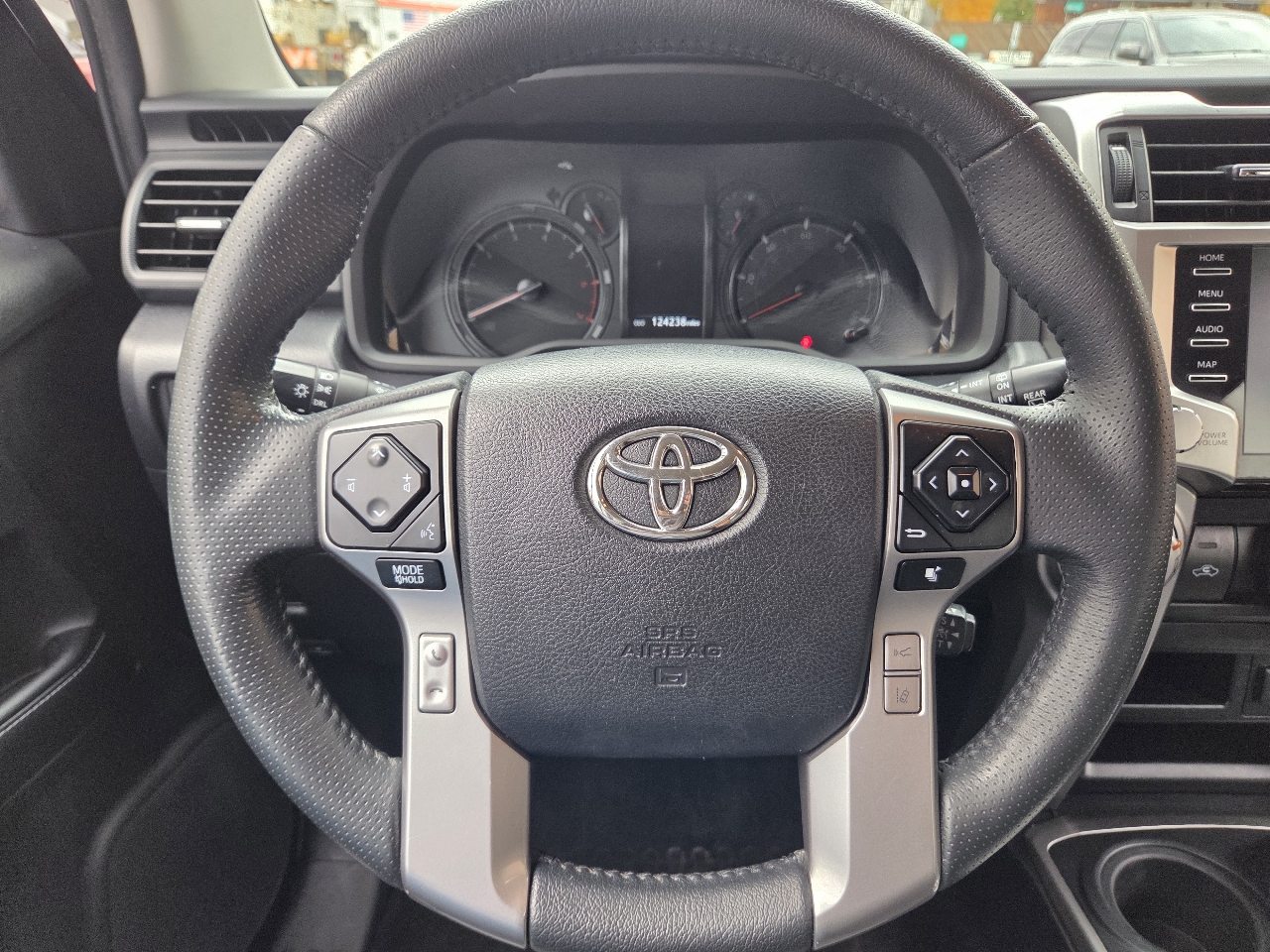 Toyota 4Runner SR5 Premium 4D SUV 4WD V6 2020 Toyota 4Runner SR5 Premium 4D SUV 4WD V6 2020