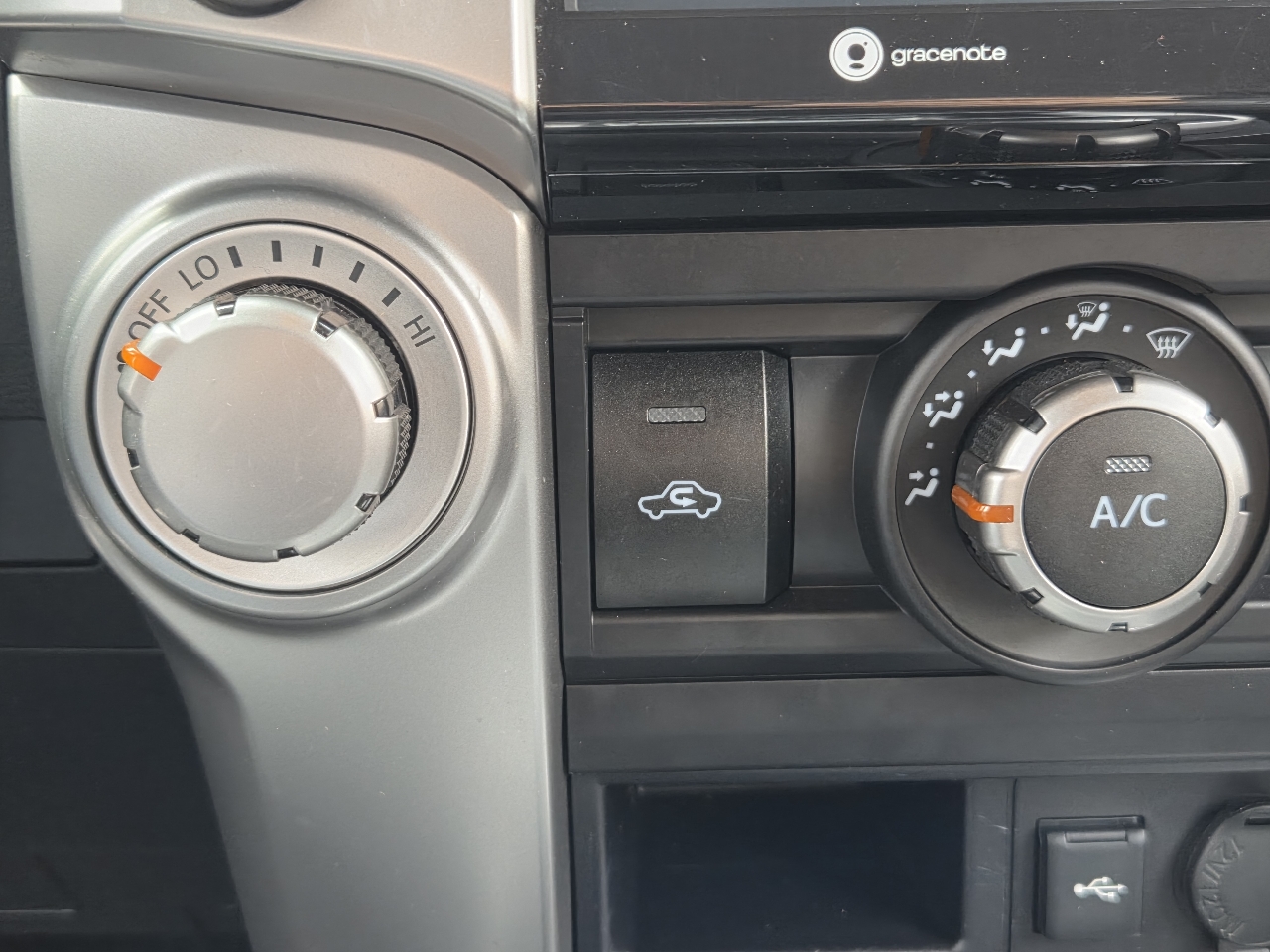 Toyota 4Runner SR5 Premium 4D SUV 4WD V6 2020 Toyota 4Runner SR5 Premium 4D SUV 4WD V6 2020