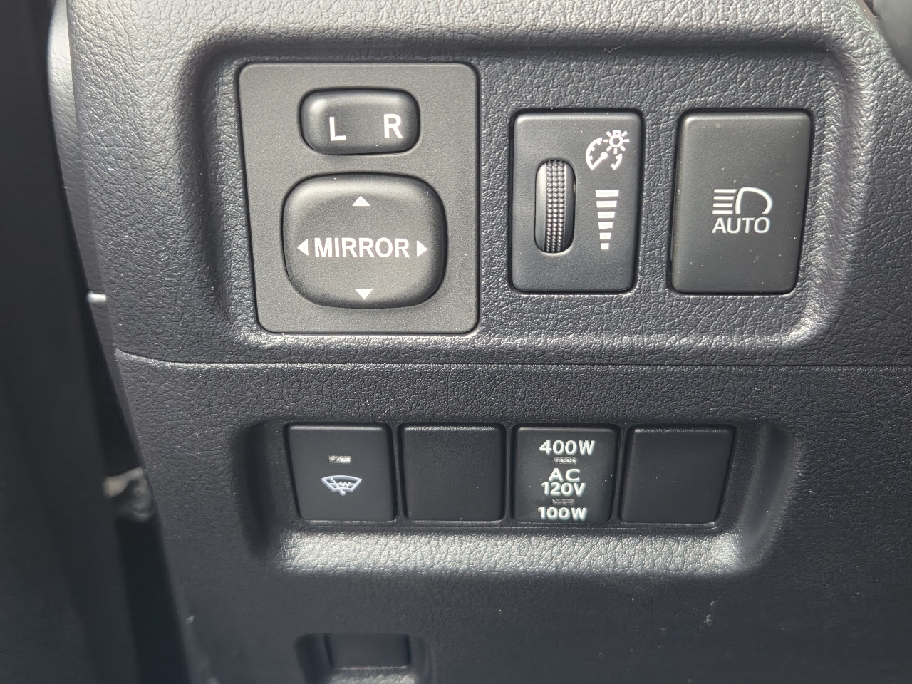 Toyota 4Runner SR5 Premium 4D SUV 4WD V6 2020 Toyota 4Runner SR5 Premium 4D SUV 4WD V6 2020