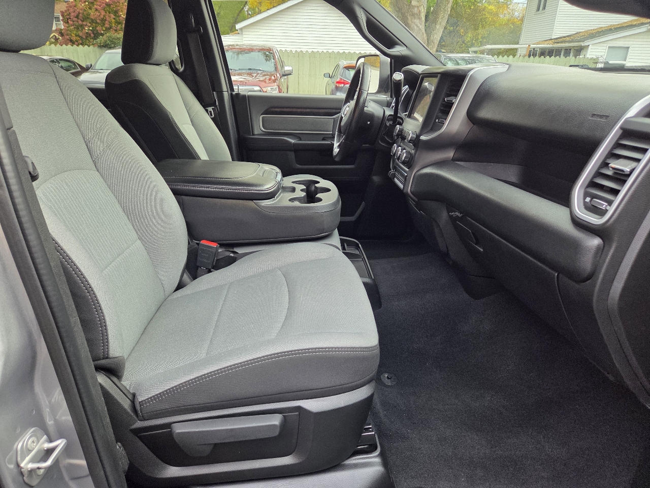 RAM 2500 Big Horn 4x4 Crew Cab 6'4" Box 2022 RAM 2500 Big Horn 4x4 Crew Cab 6'4" Box 2022