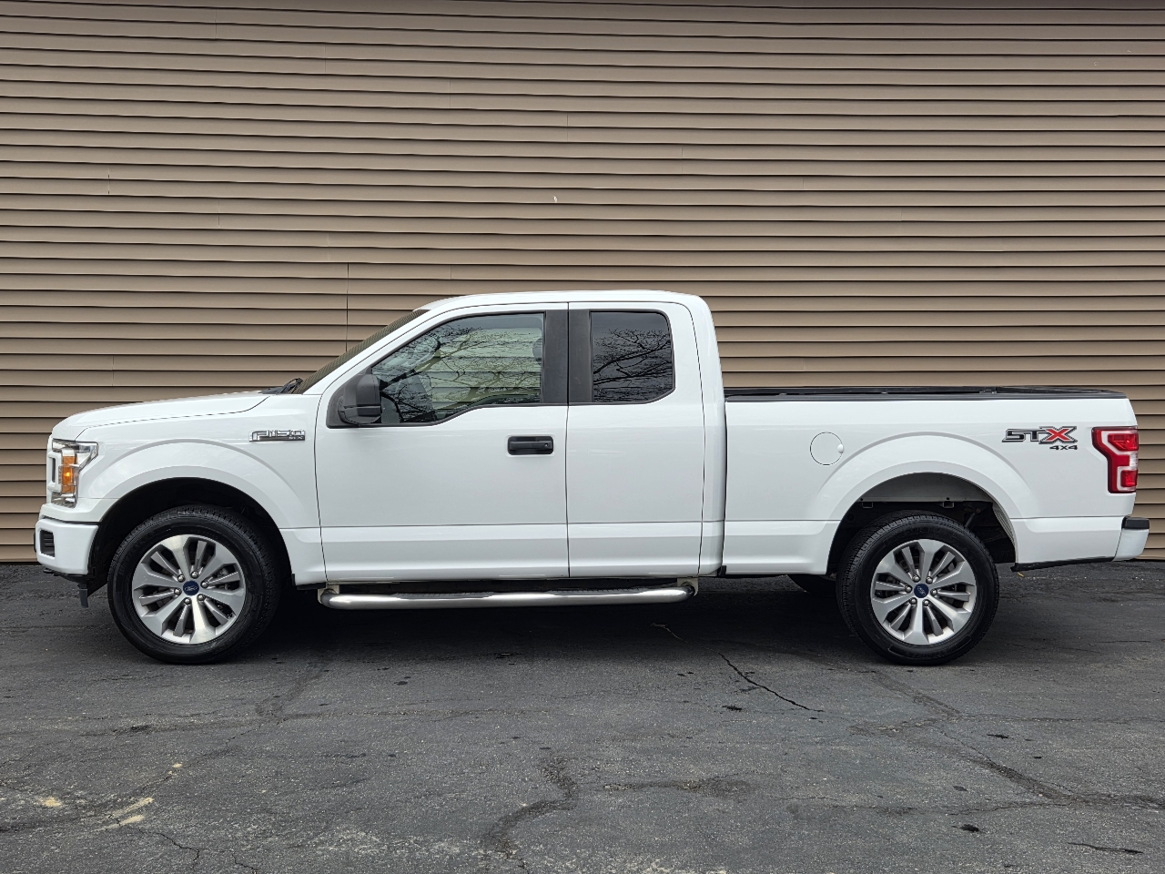 2018 Ford F-150 STX photo 2
