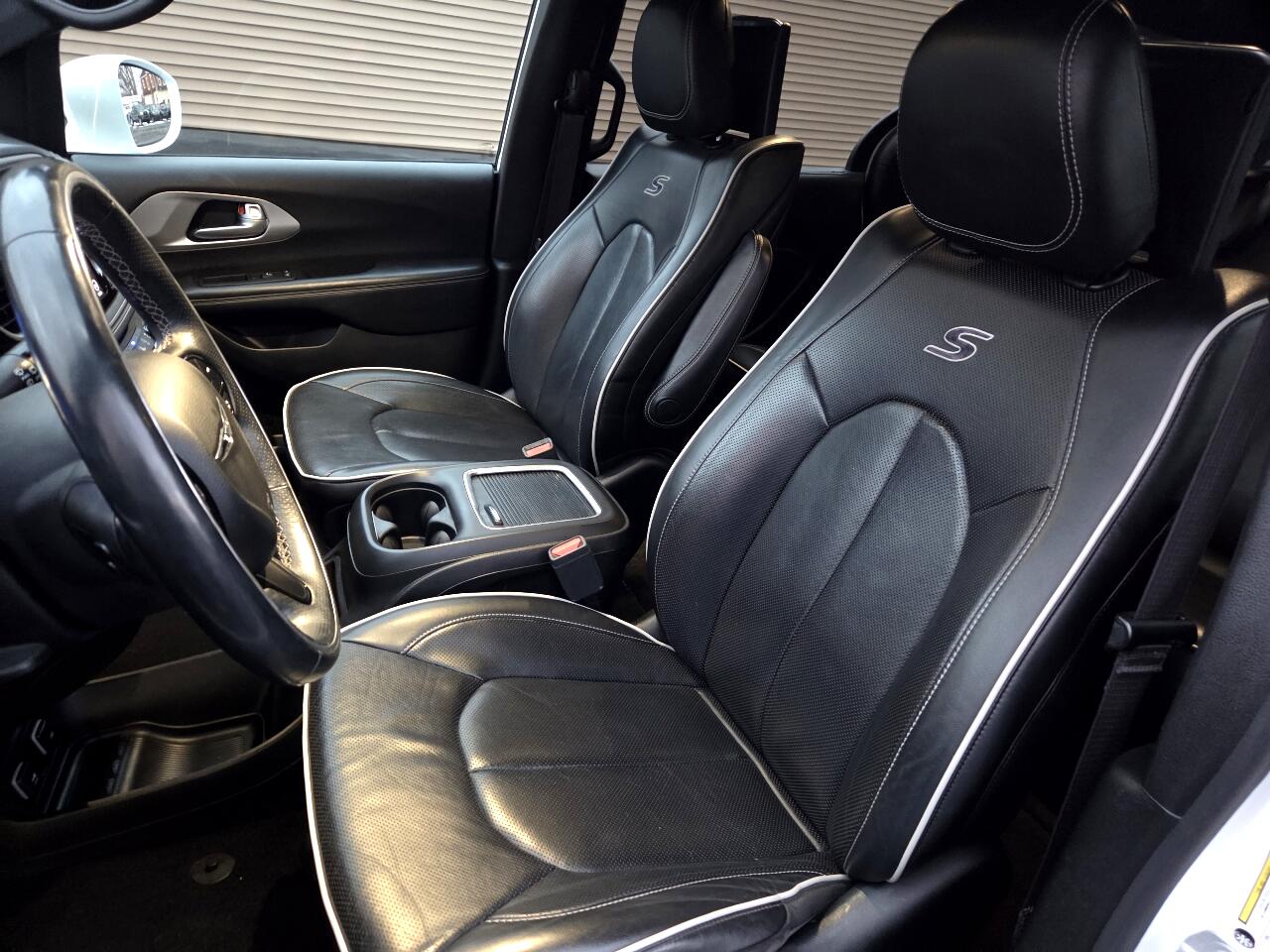 Chrysler Pacifica Limited FWD 2018