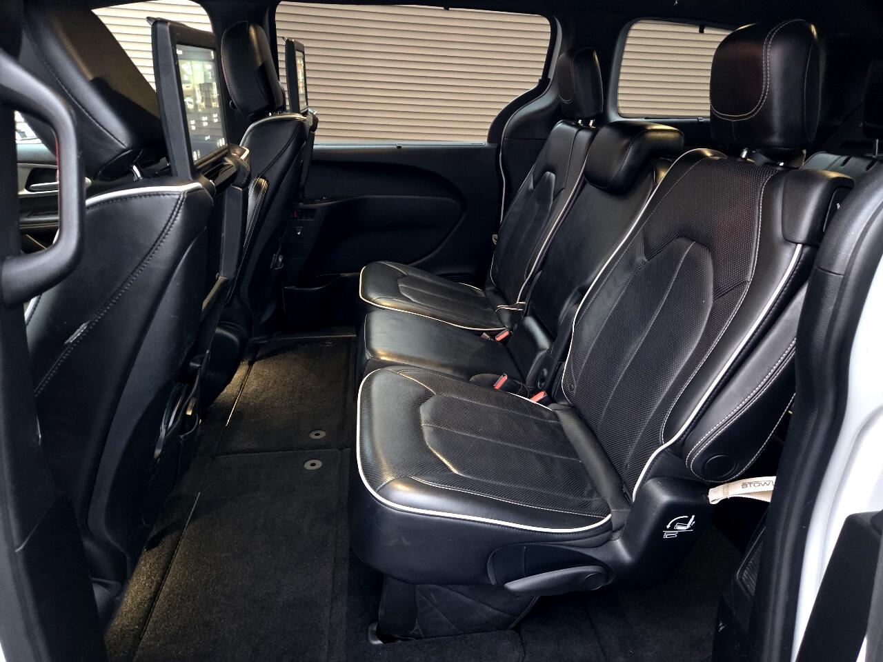 Chrysler Pacifica Limited FWD 2018