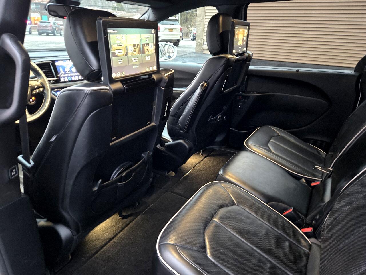 Chrysler Pacifica Limited FWD 2018