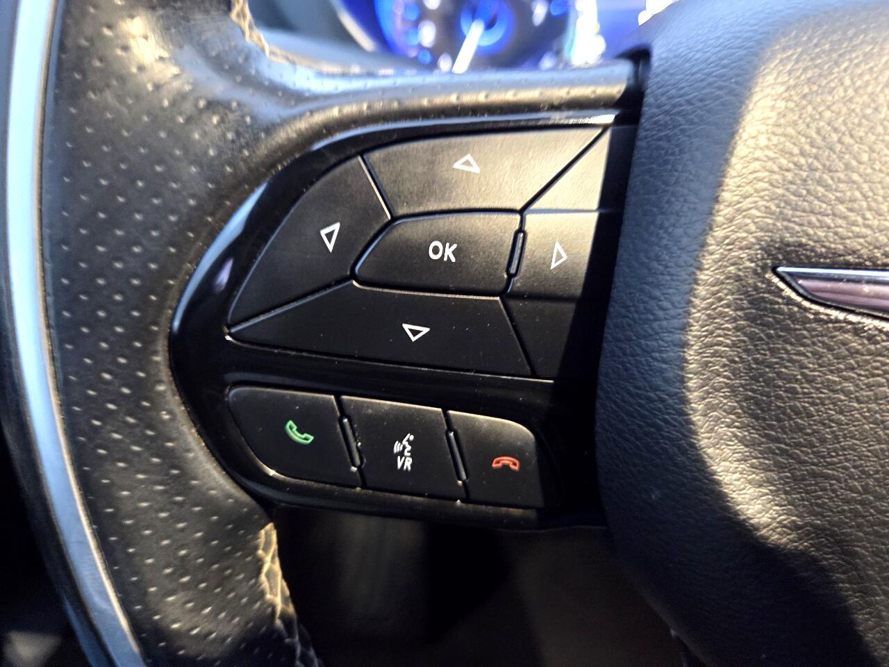 Chrysler Pacifica Limited FWD 2018