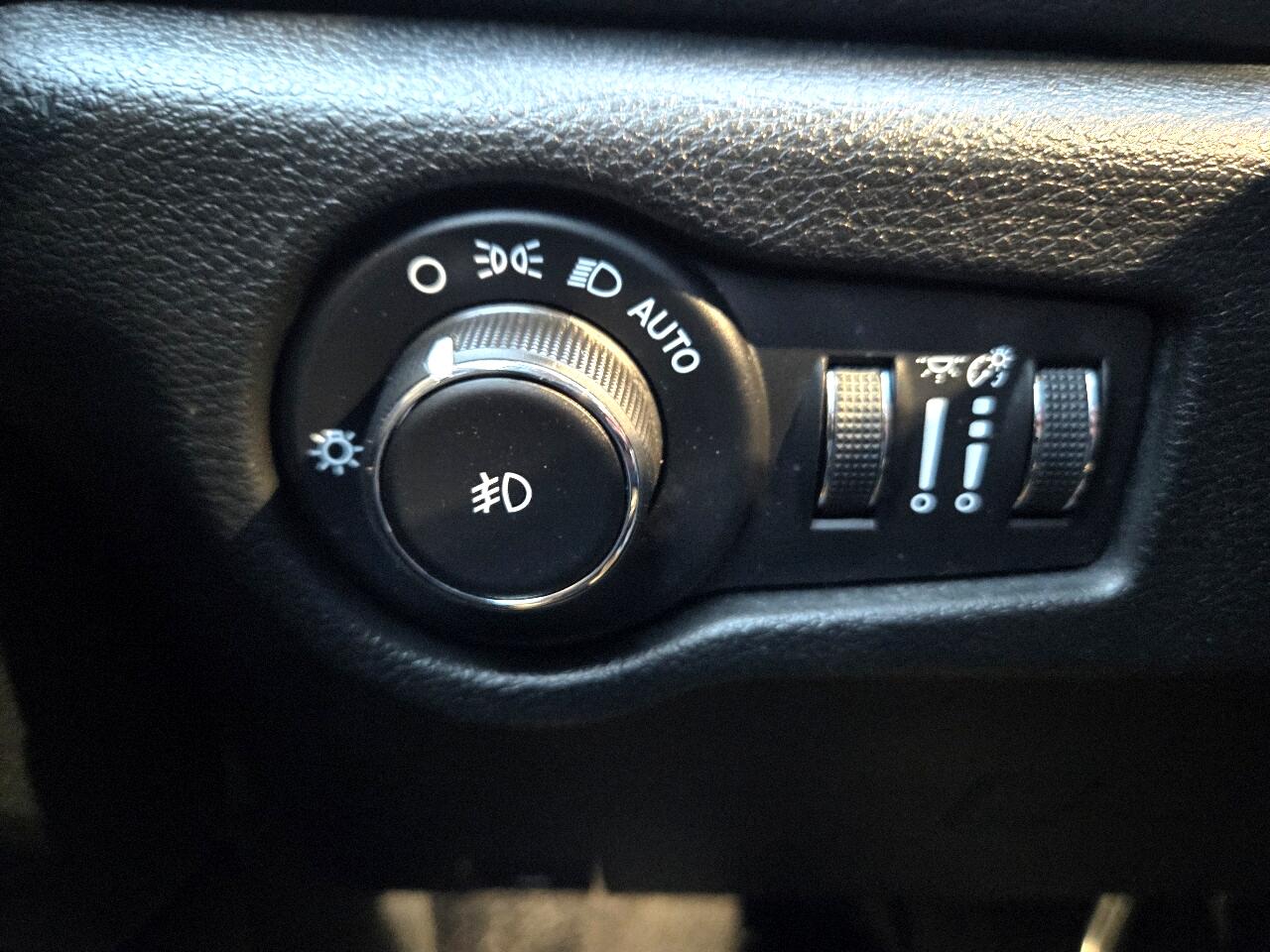 Chrysler Pacifica Limited FWD 2018