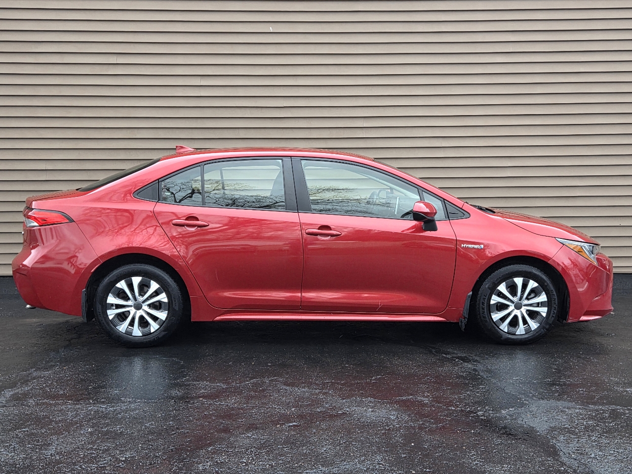 Toyota Corolla Hybrid LE CVT (Natl) 2021